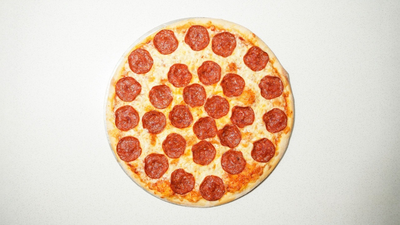 Pepperoni pizza